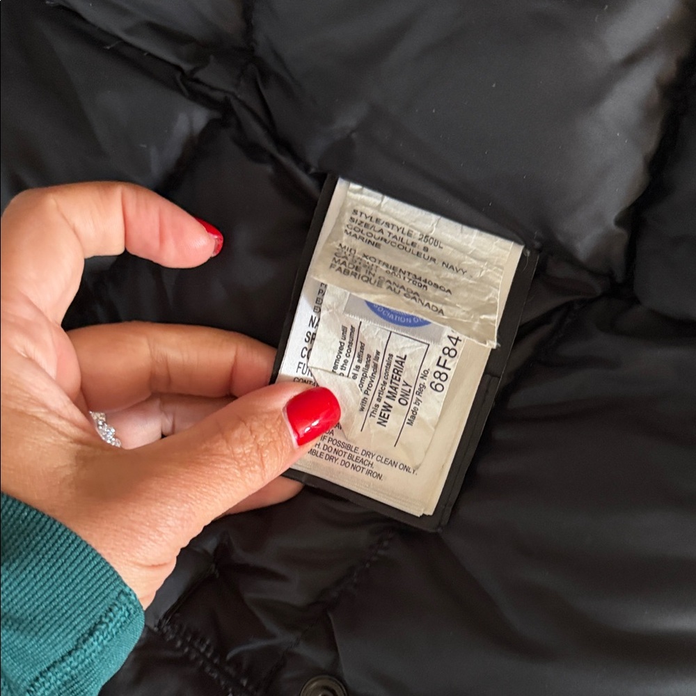 Canada Goose Black Puffer Coat with Fur Trim- small blue - Picture 4 of 5